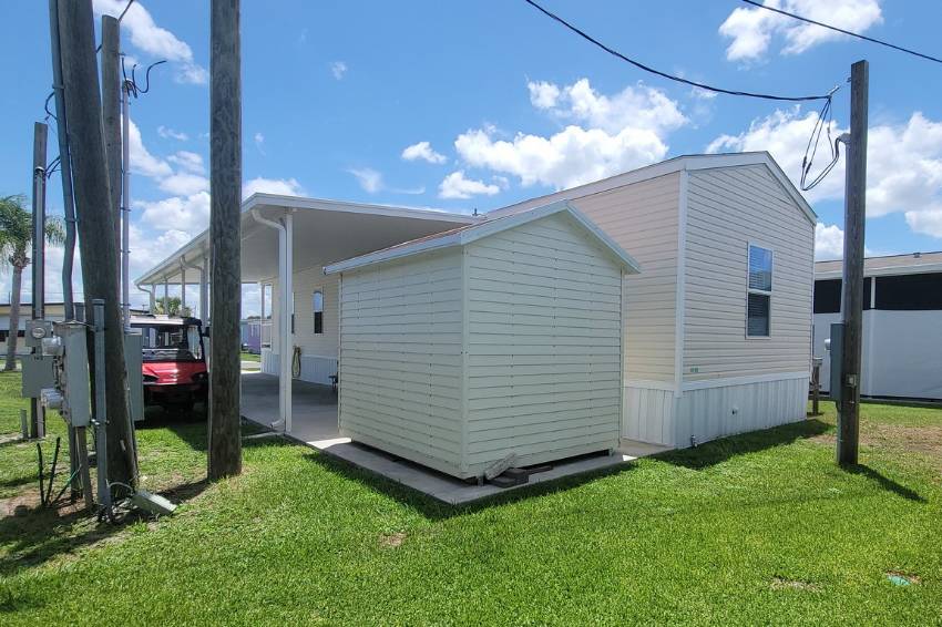 172 Valencia a Winter Haven, FL Mobile or Manufactured Home for Sale